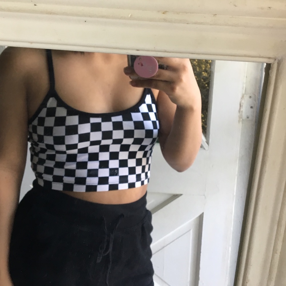 Checkered crop top - Picture 3 of 3
